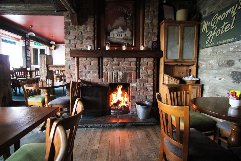 Mcgrory'S Hotel Culdaff Kültér fotó